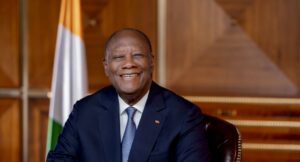Alassane Ouattara désigné candidat par son parti : entre stabilité affichée et tempête annoncée en Côte d’Ivoire.