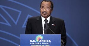 Paul Biya à nouveau candidat : cap sur un 8e mandat à 92 ans!