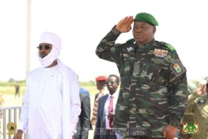 Tchad-Niger : Une visite stratégique de Mahamat Idriss Déby à Niamey pour renforcer l’axe sécuritaire et économique au Sahel