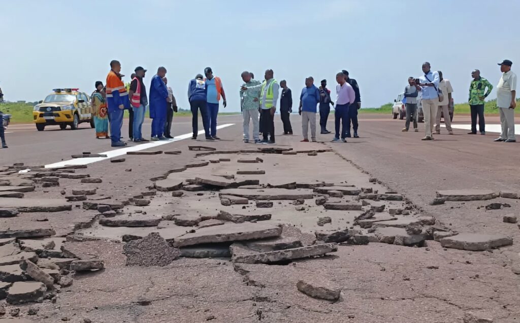 Sud-Ubangi : la piste de l’aéroport de Gemena se dégrade, un enjeu vital pour la province